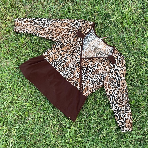 Y2K Tovia leopard print deep vneck top - Picture 4 of 16